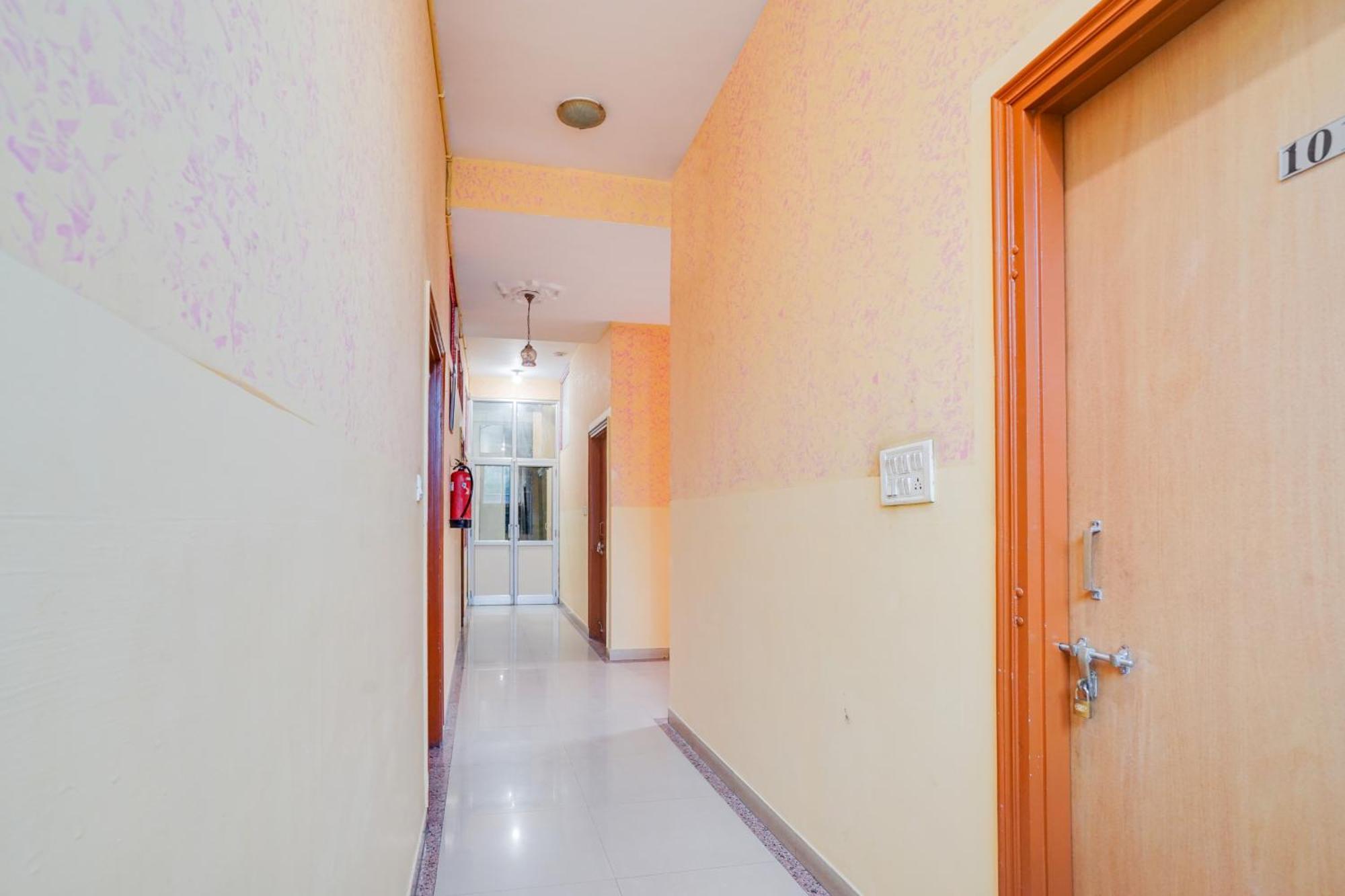 Super Hotel O Jln Marg Malviya Nagar Formerly Hotel Braj Haveli Jaipur Extérieur photo